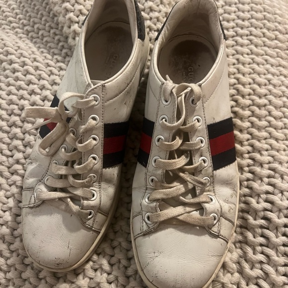 Authentic Gucci sneakers - Picture 5 of 6